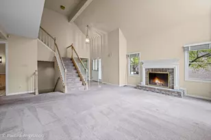 760 N Walden Dr, Palatine, IL 60067 - Photo 4