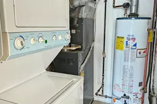 592 Lotus Ct, Wheeling, IL 60090 - Photo 18