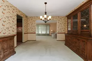 1005 S Hershey Rd, Bloomington, IL 61704 - Photo 8