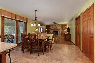 1005 S Hershey Rd, Bloomington, IL 61704 - Photo 12