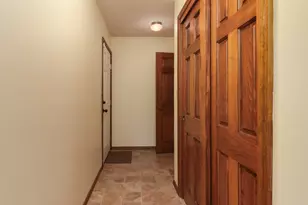 1005 S Hershey Rd, Bloomington, IL 61704 - Photo 20