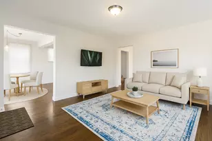 10619 S Sawyer Ave, Chicago, IL 60655 - Photo 4