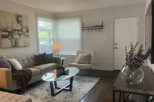 10619 S Sawyer Ave, Chicago, IL 60655 - Photo 2