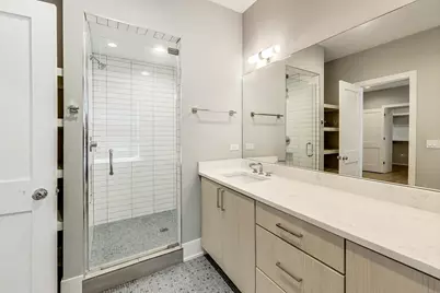 1515 W Sunnyside Avenue #1E, Chicago, IL 60640 - Photo 14