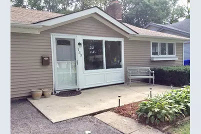 133 N Woodlawn Street, Wheaton, IL 60187 - Photo 2