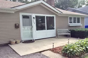 133 N Woodlawn St, Wheaton, IL 60187 - Photo 2