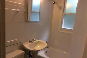 133 N Woodlawn St, Wheaton, IL 60187 - Photo 8