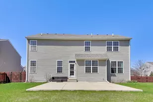 300 Winthrop Dr, Oswego, IL 60543 - Photo 36