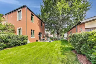 3472 W North Shore Ave, Lincolnwood, IL 60712 - Photo 24