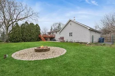 904 W Woodland Road, Lake Bluff, IL 60044 - Photo 20