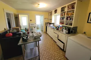 5568 Lois Ln, Salem, IL 62881 - Photo 8