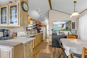 280 Misty Ridge, McHenry, IL 60051 - Photo 4