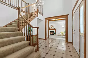 8115 Pluskota Dr, Orland Park, IL 60462 - Photo 4