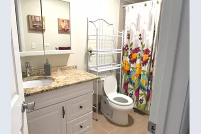 703 W Central Road #1C8, Mount Prospect, IL 60056 - Photo 8