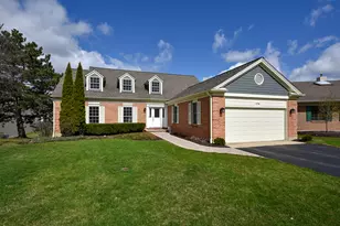 176 Blair Ln, Inverness, IL 60067 - Photo 1