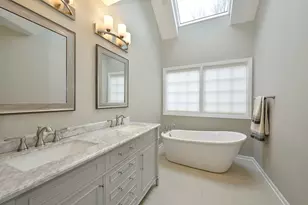 176 Blair Ln, Inverness, IL 60067 - Photo 12