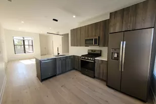 1334 W Bryn Mawr Ave, Chicago, IL 60660 - Photo 2