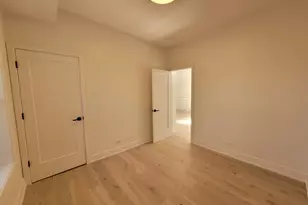 1334 W Bryn Mawr Ave, Chicago, IL 60660 - Photo 12