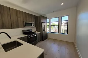 1334 W Bryn Mawr Ave, Chicago, IL 60660 - Photo 4