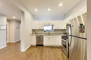 1962 W Lawrence Ave, Chicago, IL 60640 - Photo 8