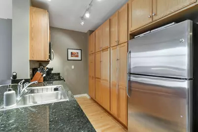 1255 S State Street #807, Chicago, IL 60605 - Photo 6