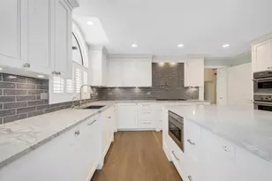 1604 Burr Ridge Club, Burr Ridge, IL 60527 - Photo 16