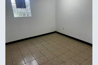 [Address not provided], Round Lake Beach, IL 60073 - Photo 12