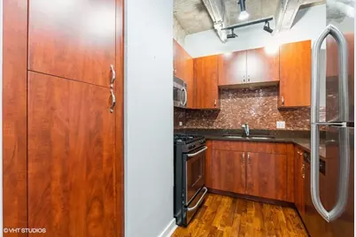 3150 N Sheffield Avenue #403, Chicago, IL 60657 - Photo 8