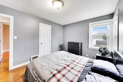 5117 N Newland Avenue, Chicago, IL 60656 - Photo 16