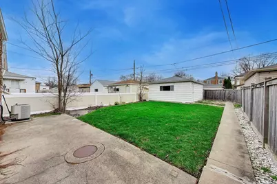 5117 N Newland Avenue, Chicago, IL 60656 - Photo 32