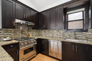 816 W Oakdale Ave, Chicago, IL 60657 - Photo 14