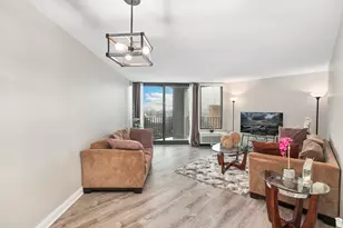 5320 N Sheridan Rd, Chicago, IL 60640 - Photo 10