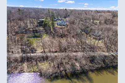 362 1/2 River Bluff Road, Elgin, IL 60120 - Photo 4