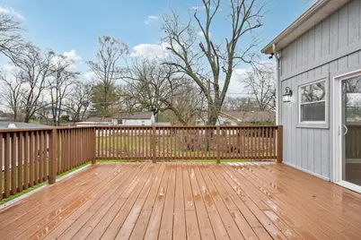 402 Lily Lane, Lakemoor, IL 60051 - Photo 32