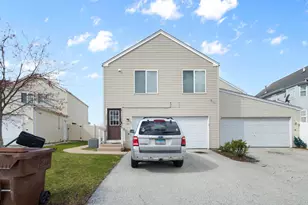 69 S Orchard Dr, Park Forest, IL 60466 - Photo 14