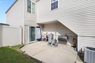 69 S Orchard Dr, Park Forest, IL 60466 - Photo 8