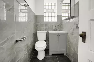 928 E 46th St, Chicago, IL 60653 - Photo 10