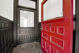 928 E 46th St, Chicago, IL 60653 - Photo 2