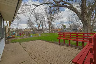 107 Georgine St, Crystal Lake, IL 60014 - Photo 20