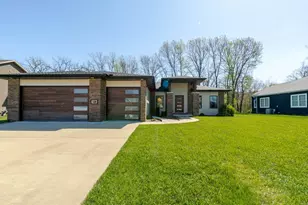 338 Shaggybark Trail, Morton, IL 61550 - Photo 2