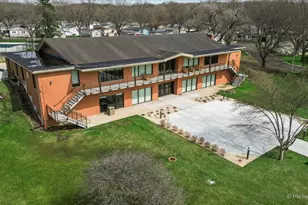 173 Northshore Rd, Elgin, IL 60123 - Photo 30