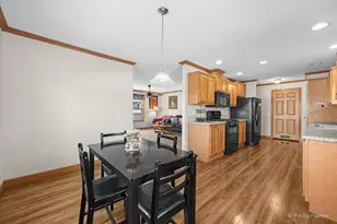 173 Northshore Rd, Elgin, IL 60123 - Photo 10