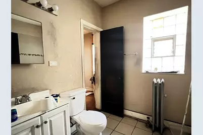 7823 S Cornell Avenue, Chicago, IL 60649 - Photo 24