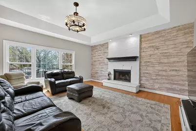 19N055 Woodview Parkway, Hampshire, IL 60140 - Photo 12