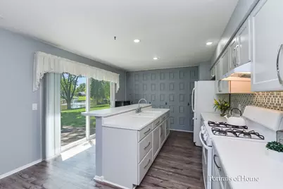 40 Cayman Drive, Montgomery, IL 60538 - Photo 14