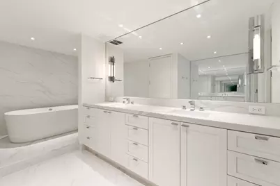 180 E Pearson Street #4706, Chicago, IL 60611 - Photo 14