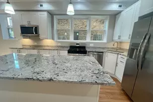 5506 N Glenwood Ave, Chicago, IL 60640 - Photo 10