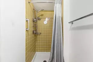 9051 S Roberts Rd, Hickory Hills, IL 60457 - Photo 18