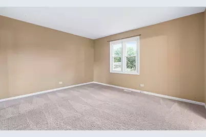 23W063 Blenheim Court, Glen Ellyn, IL 60137 - Photo 6