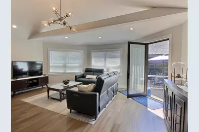 5245 W Ardmore Avenue #COACH-HOUSE, Chicago, IL 60646 - Photo 10